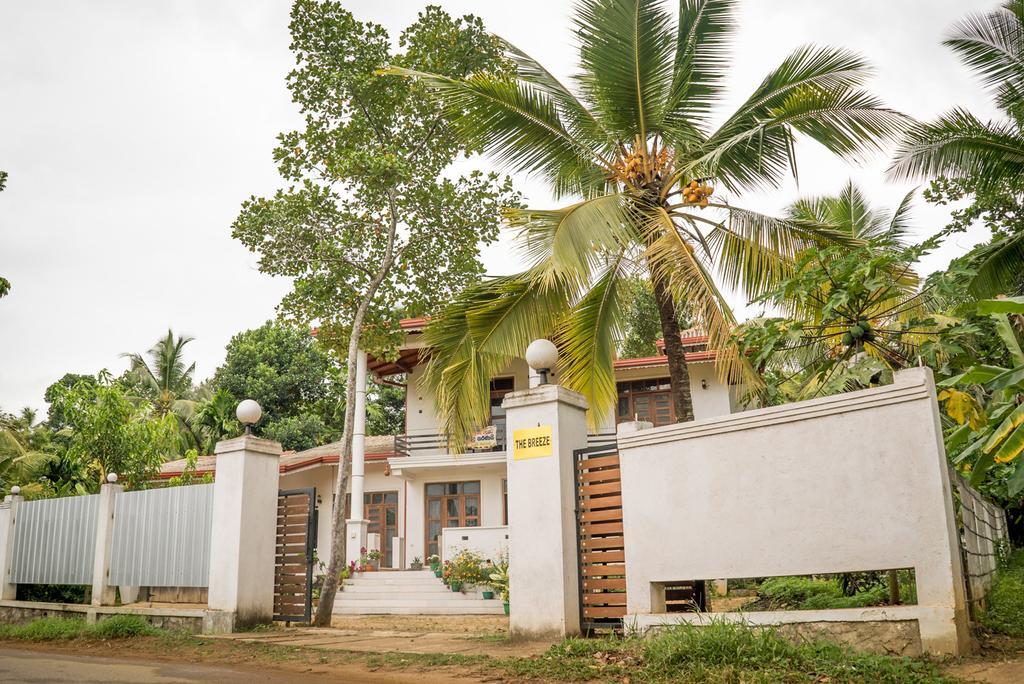 The Breeze Pinnawala Pinnawala  Exterior photo